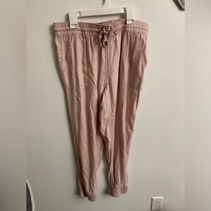 Be-you-ti-ful cargo jogger pants size medium